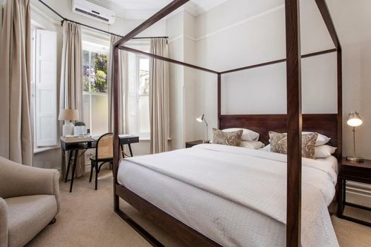 River Manor Boutique Hotel