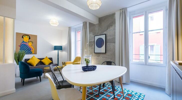 L'Abeille - Boutique Apartments