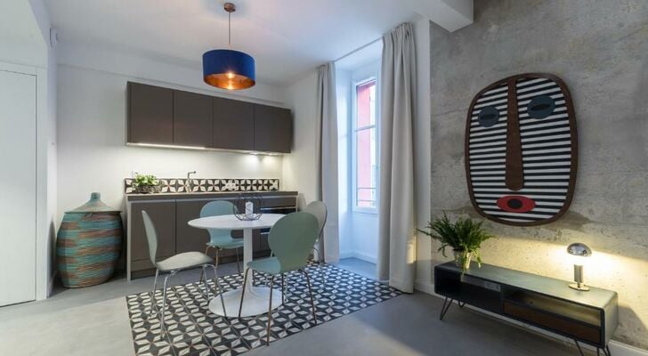 L'Abeille - Boutique Apartments