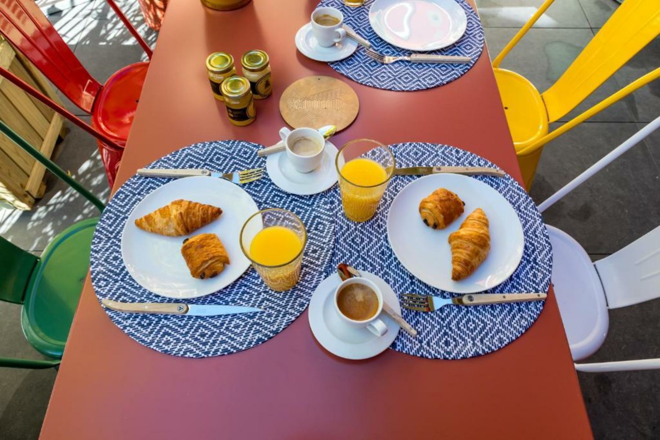 L'Abeille - Boutique Apartments