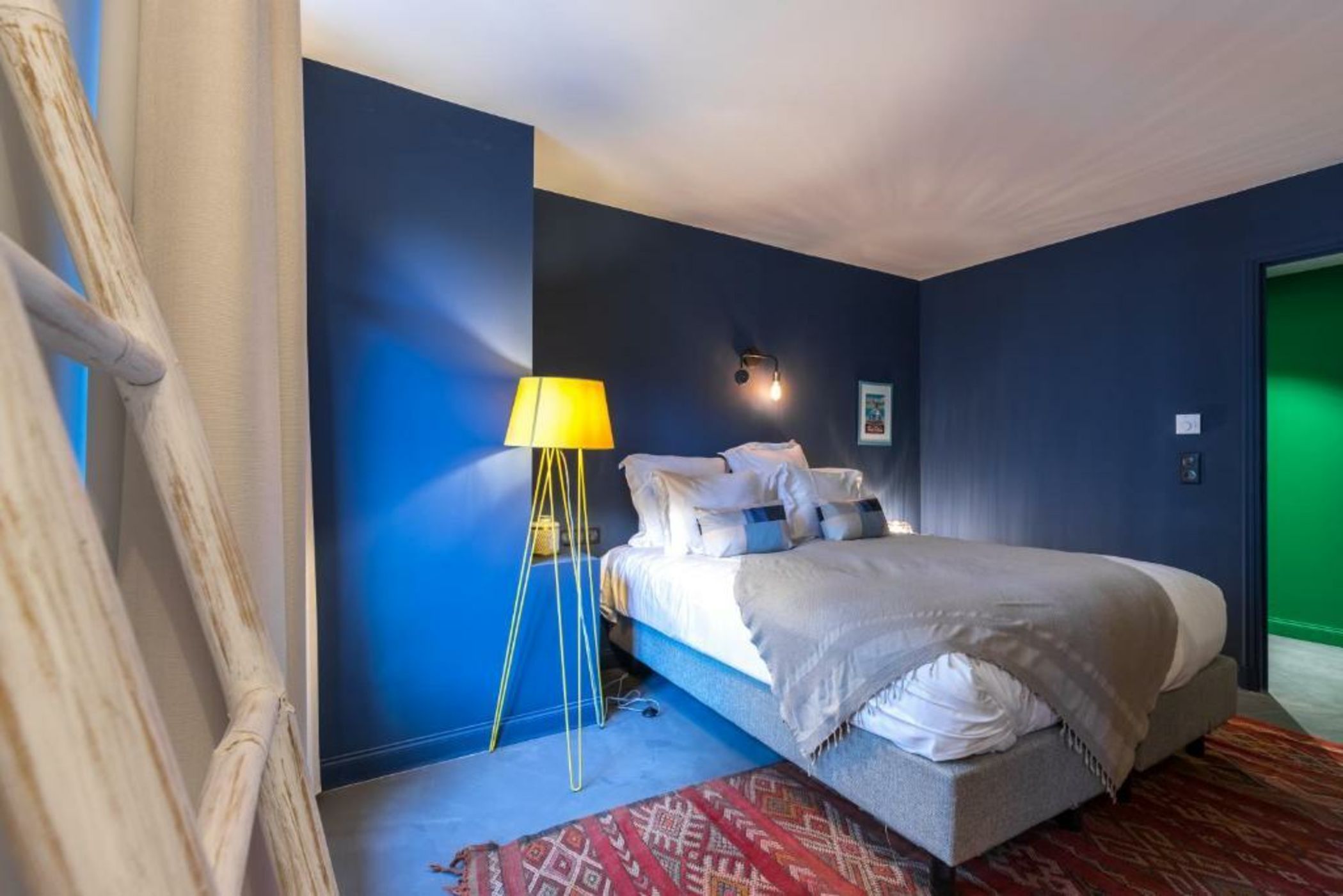 L'Abeille - Boutique Apartments