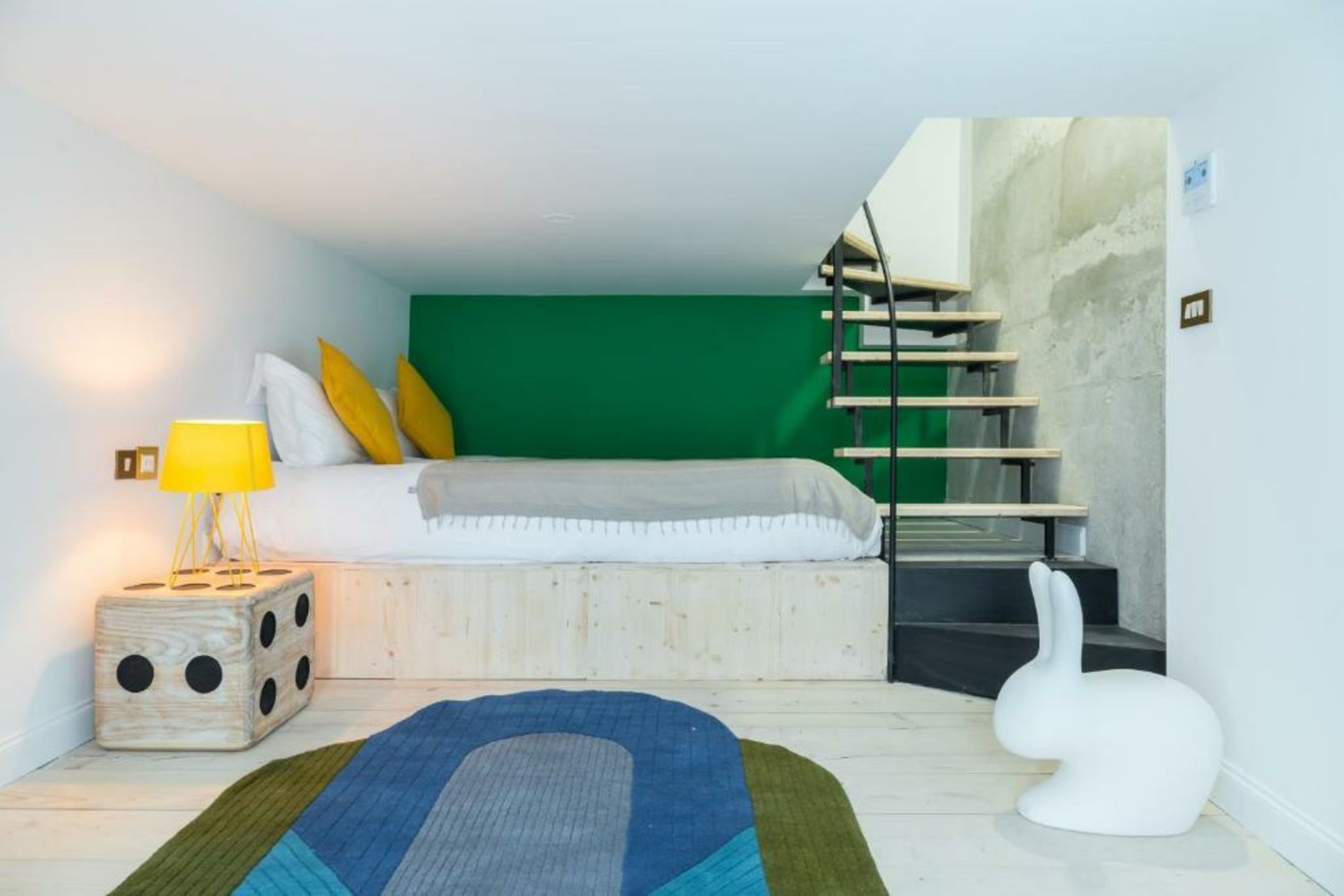 L'Abeille - Boutique Apartments