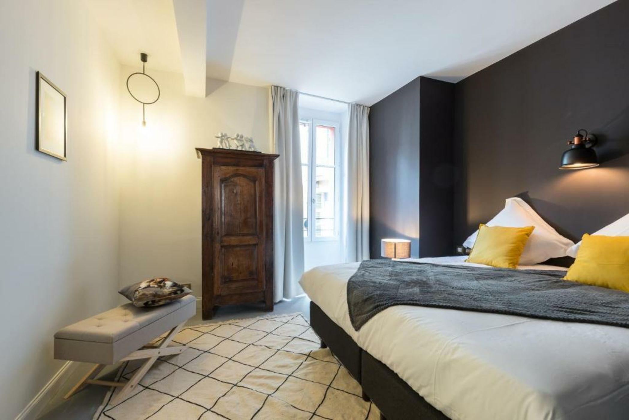 L'Abeille - Boutique Apartments