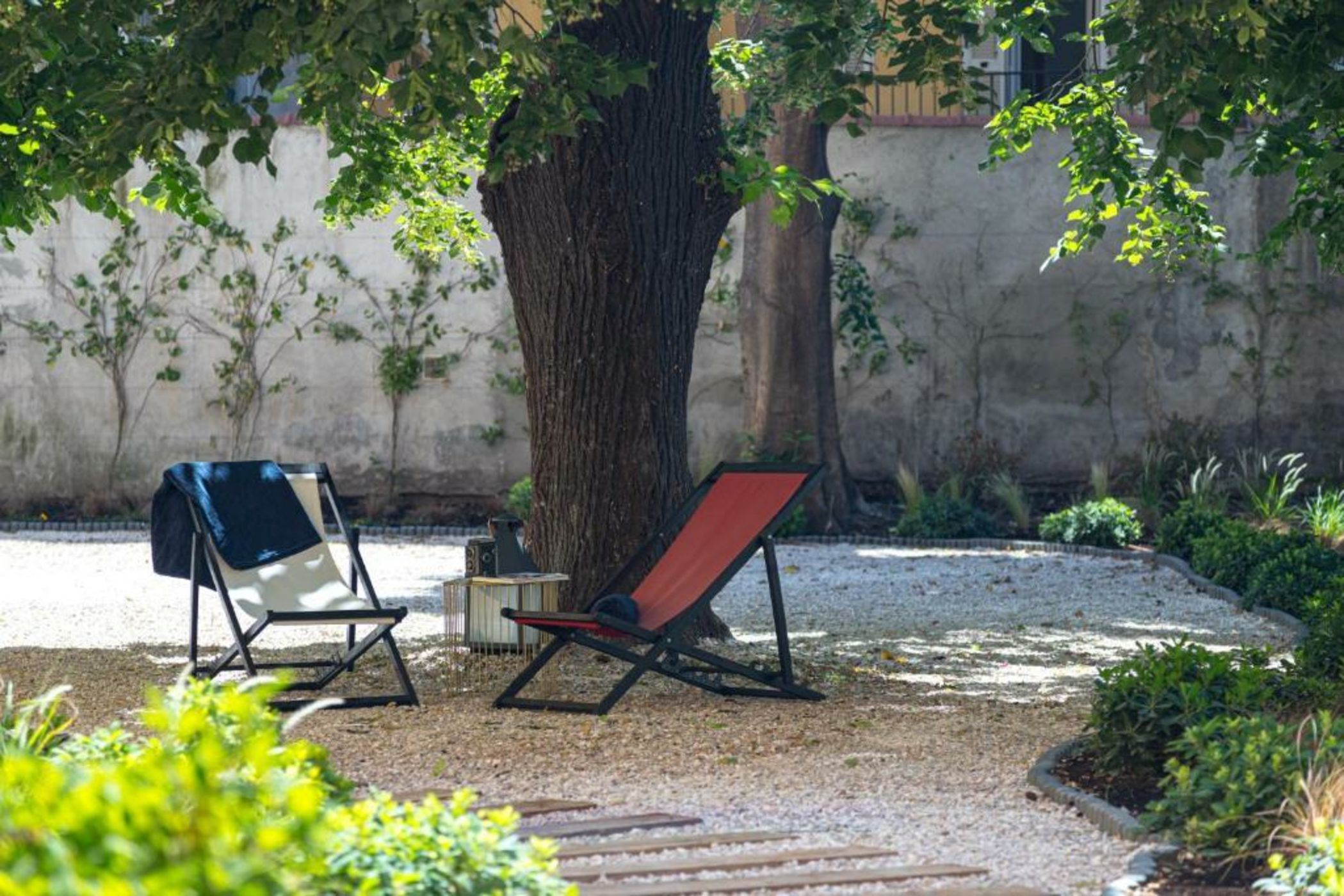 L'Abeille - Boutique Apartments