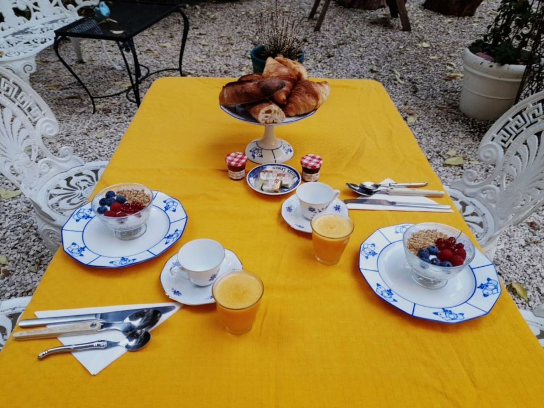 L'Abeille - Boutique Apartments