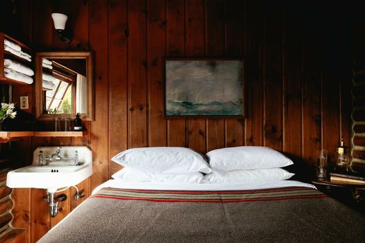 Captain Whidbey Inn