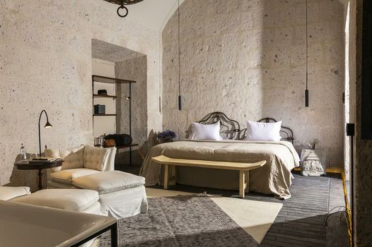 CIRQA - Relais & Châteaux