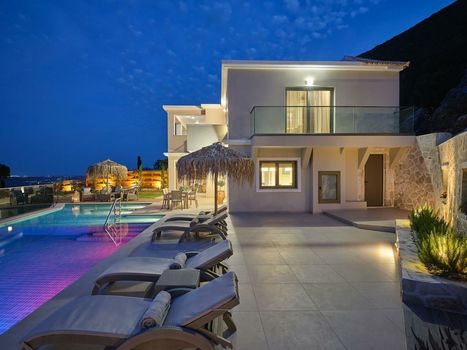 Artemis Villas