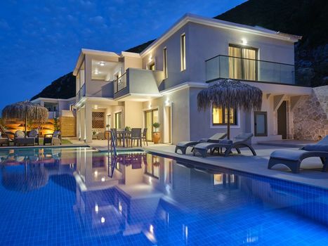 Artemis Villas