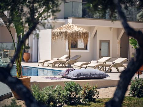 Artemis Villas