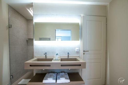 Les Suites du 33