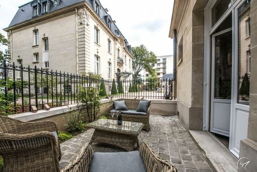 Les Suites du 33