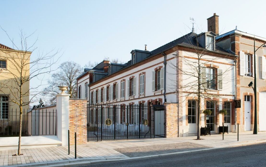 Model Hooker in Épernay