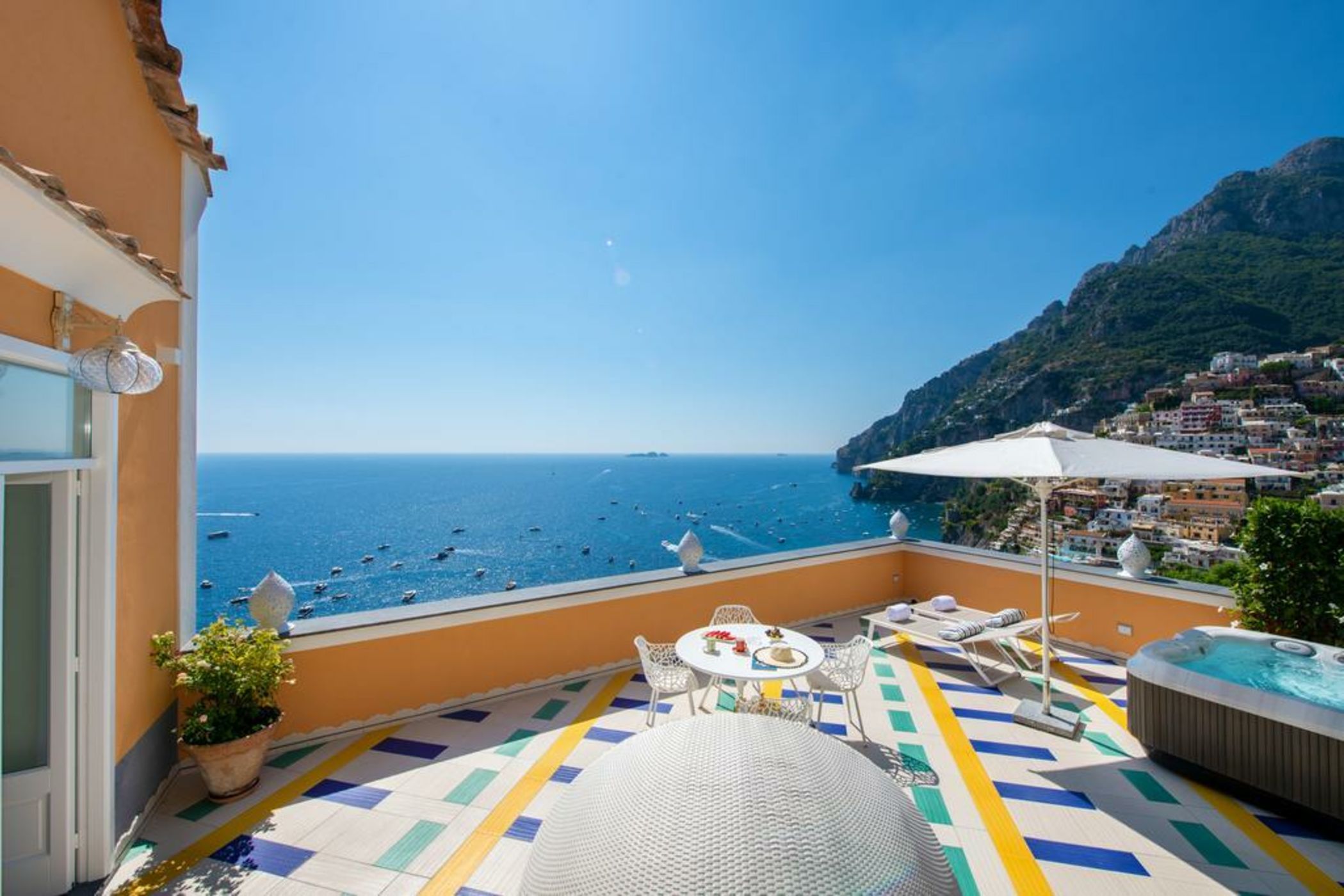 Hotel Eden Roc Suites