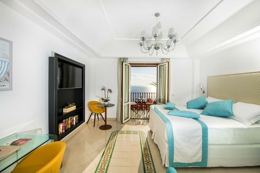 Hotel Eden Roc Suites