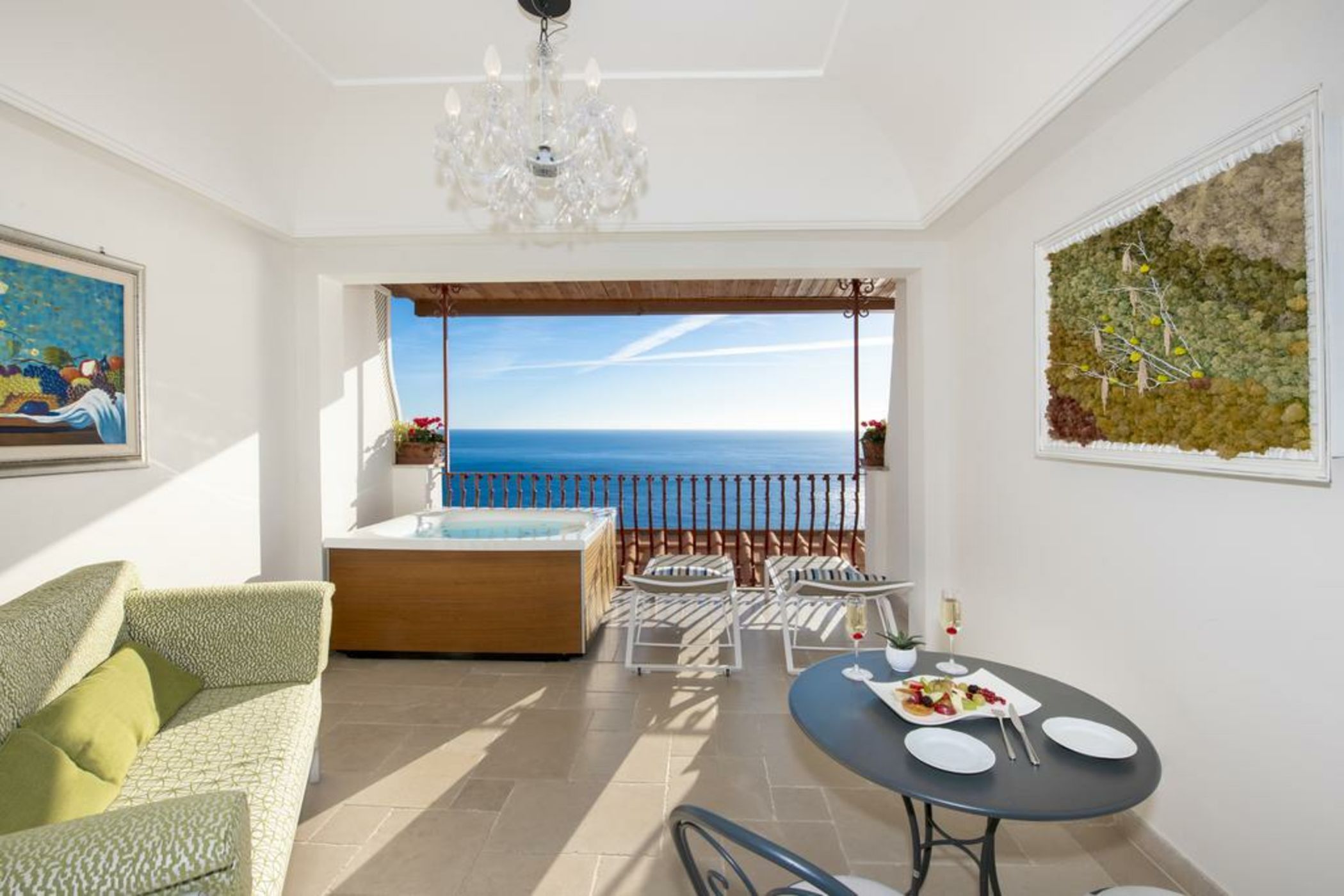 Hotel Eden Roc Suites