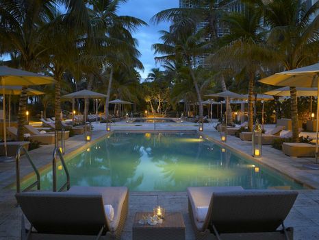 Grand Beach Hotel