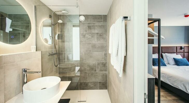 Amsterdam Beach Hotel