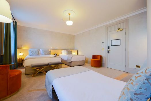 Tattersalls Hotel