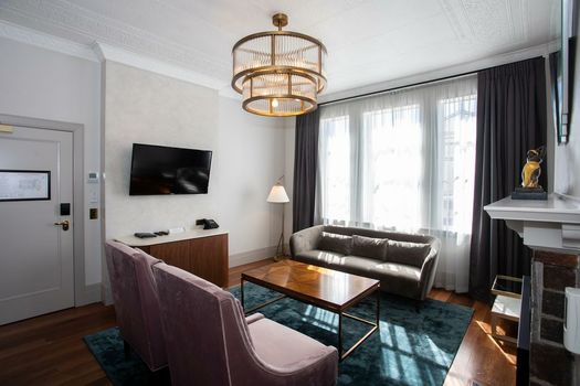 Tattersalls Hotel