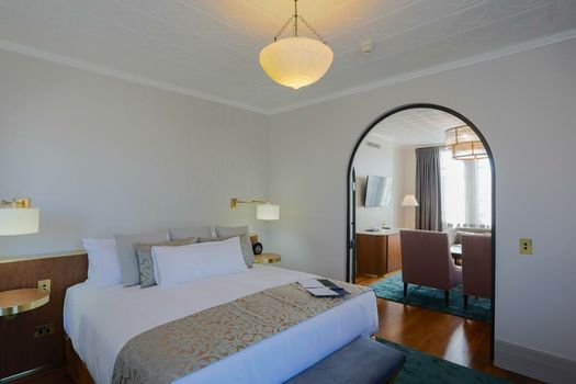 Tattersalls Hotel