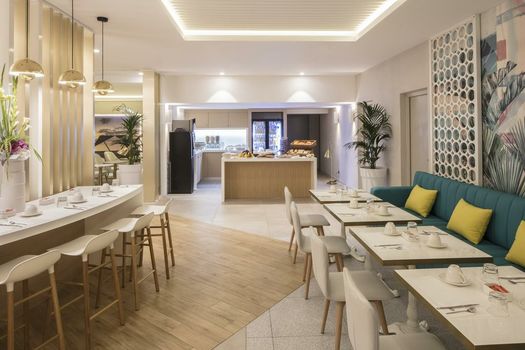 Mercure Villeneuve Loubet Plage