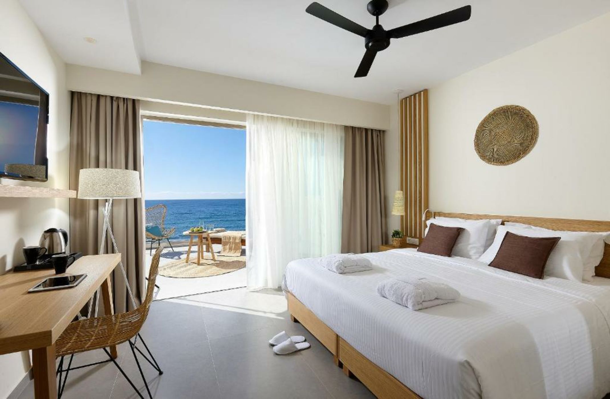 Enorme Santanna Beach