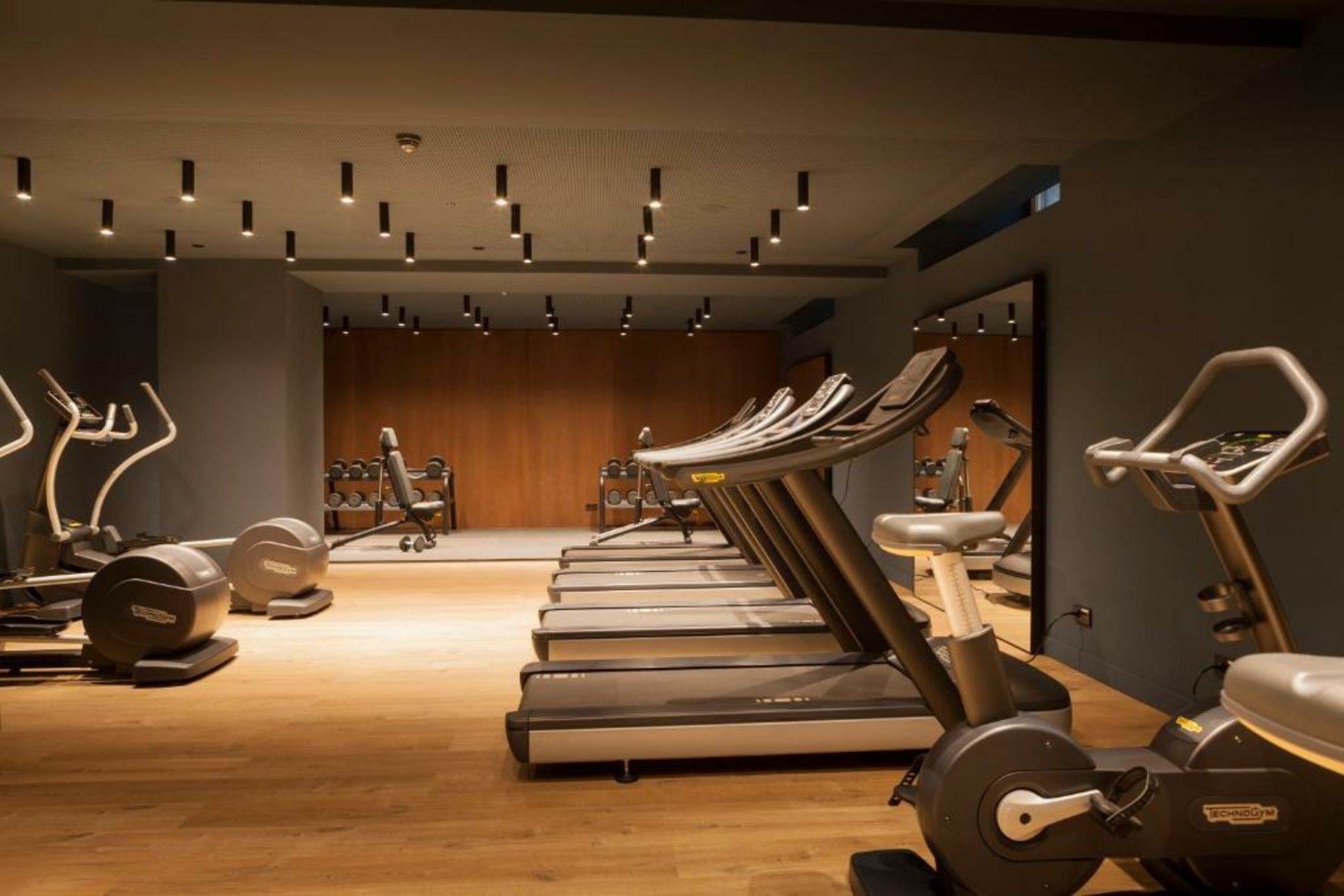 Kozmo Hotel Suites & Spa - The Leading Hotels of the World