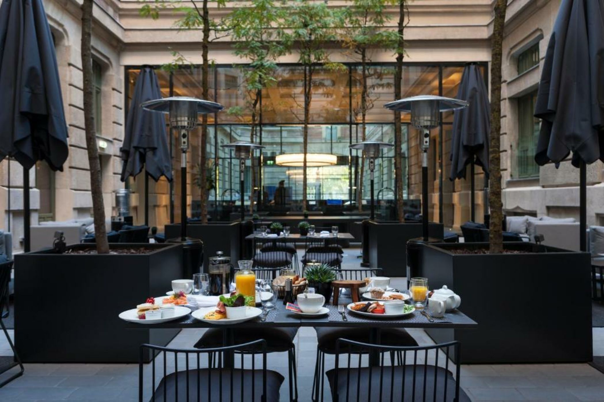 Kozmo Hotel Suites & Spa - The Leading Hotels of the World