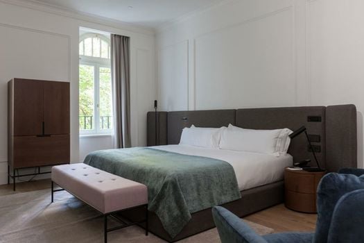Kozmo Hotel Suites & Spa - The Leading Hotels of the World