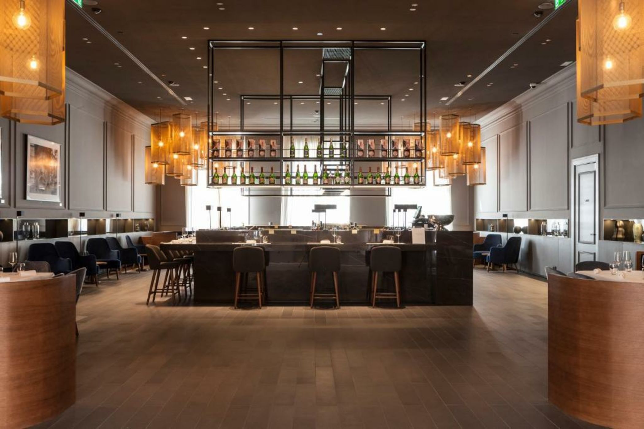 Kozmo Hotel Suites & Spa - The Leading Hotels of the World