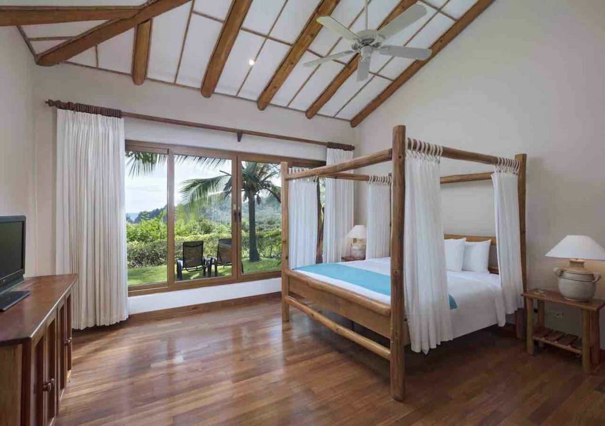 Punta Islita, Autograph Collection