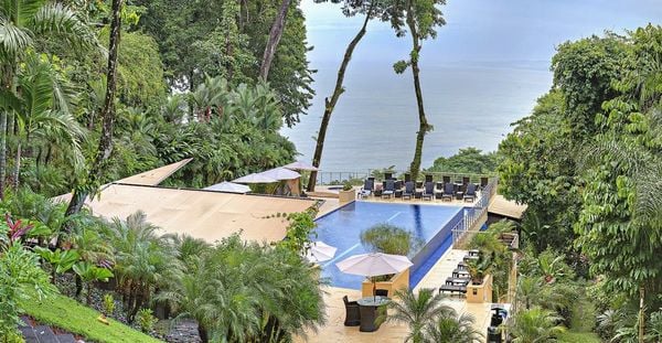 Los Altos Resort