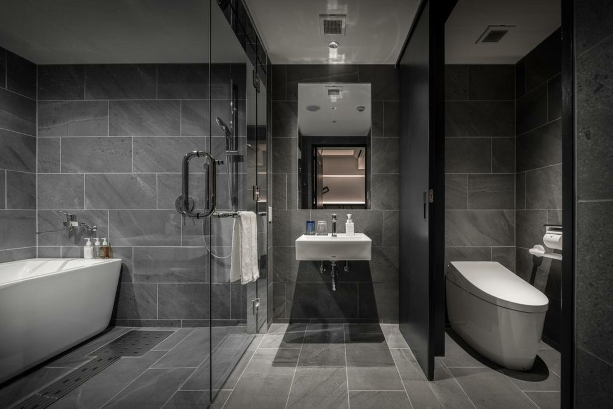 Nest Hotel Osaka Umeda