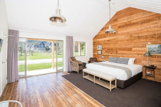 Kinross Boutique Vineyard Hotel