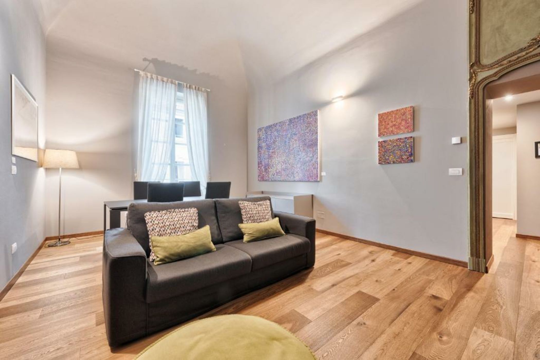 Palazzo Del Carretto-Art Apartments and Guesthouse