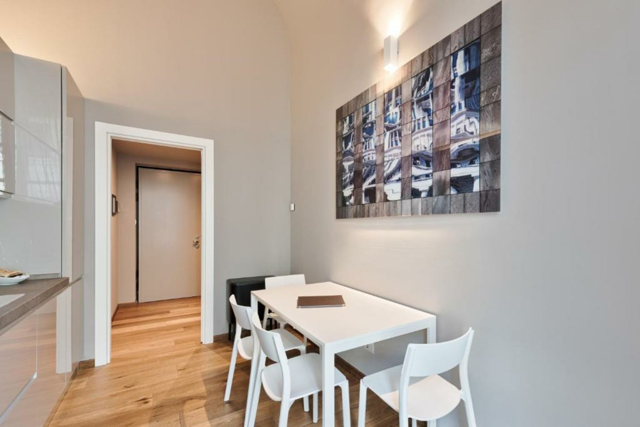 Palazzo Del Carretto-Art Apartments and Guesthouse