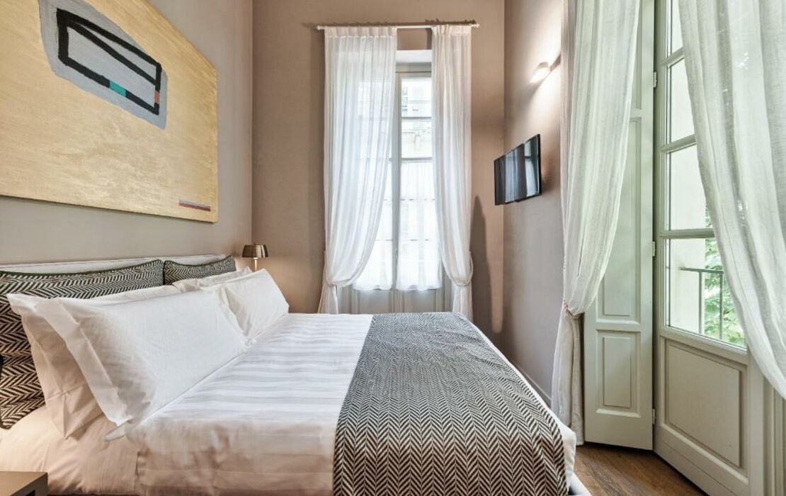 Palazzo Del Carretto-Art Apartments and Guesthouse