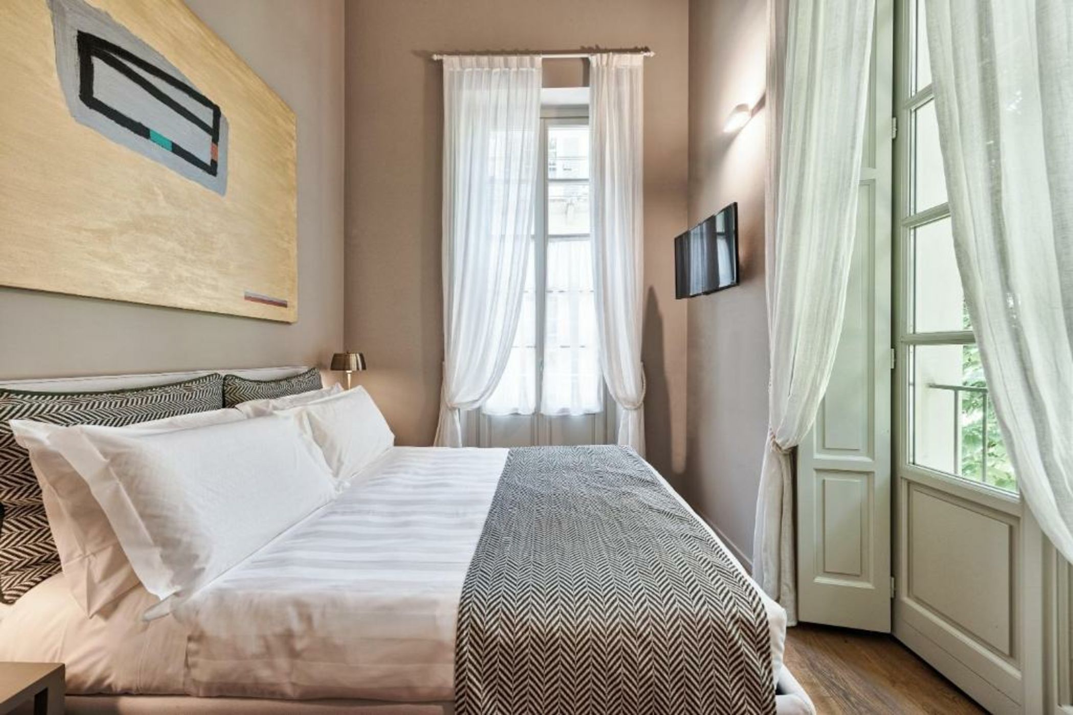 Palazzo Del Carretto-Art Apartments and Guesthouse