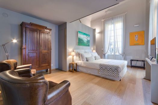Palazzo Del Carretto-Art Apartments and Guesthouse
