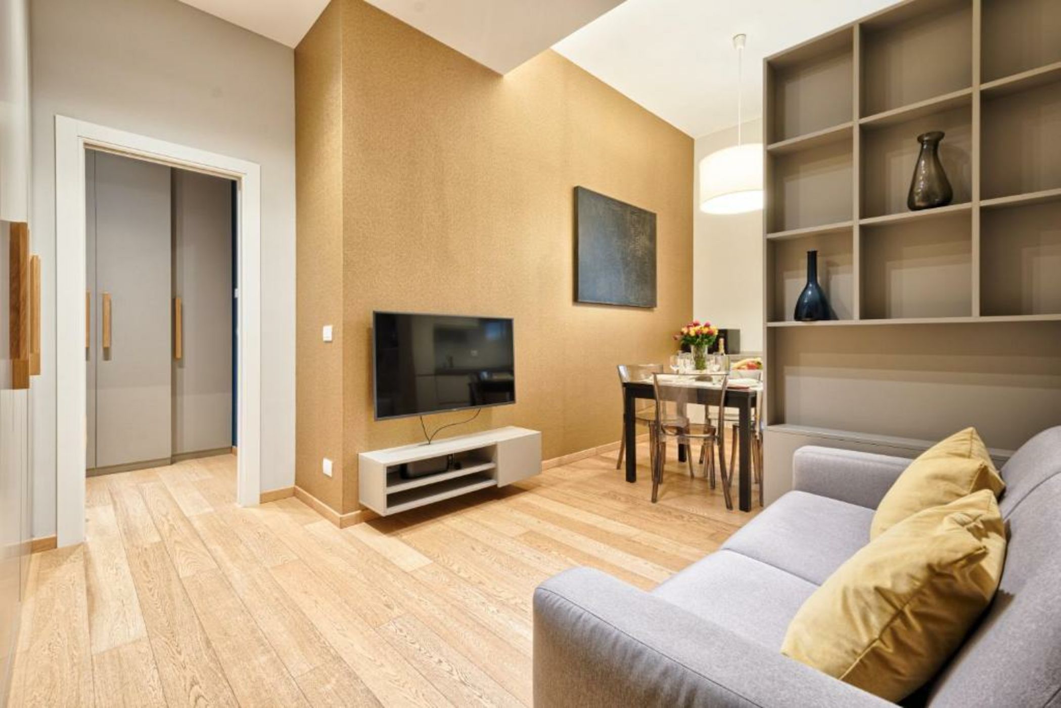 Palazzo Del Carretto-Art Apartments and Guesthouse