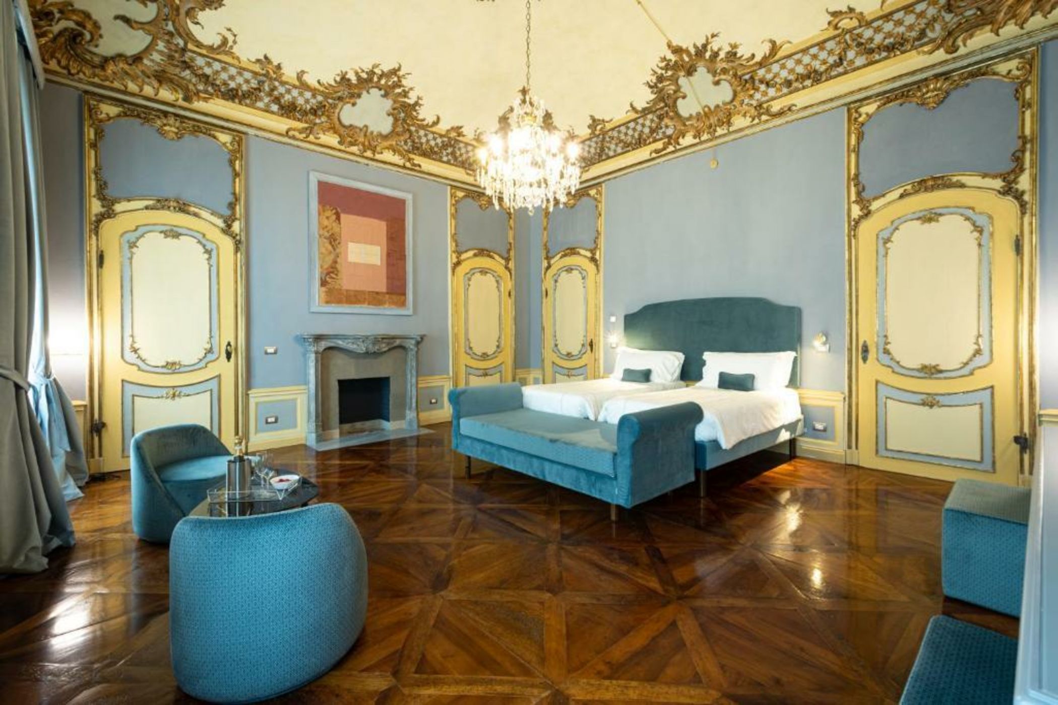 Palazzo Del Carretto-Art Apartments and Guesthouse