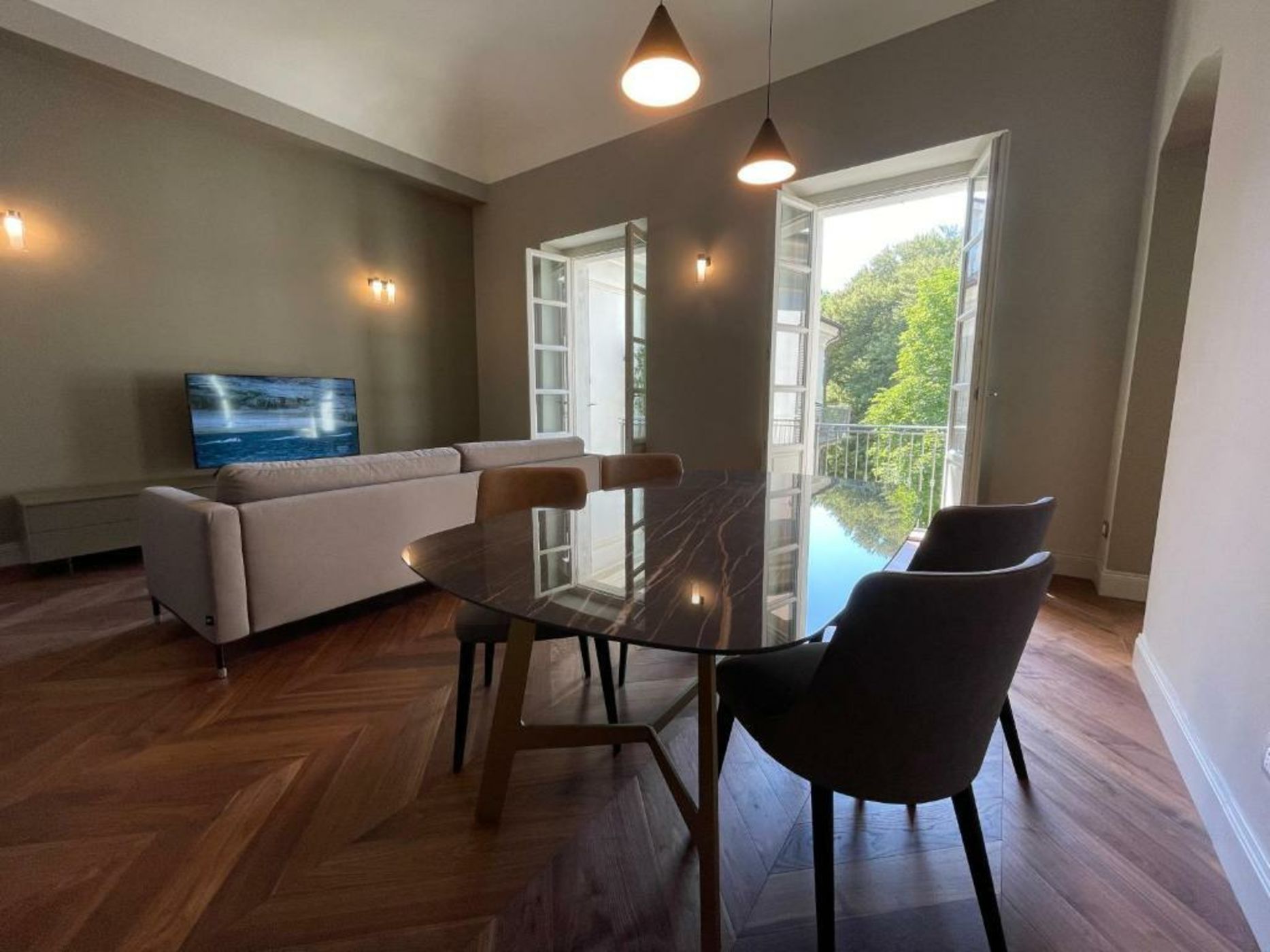 Palazzo Del Carretto-Art Apartments and Guesthouse