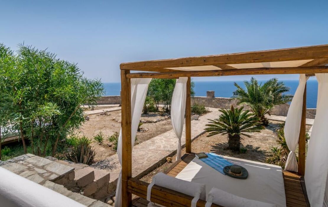 Psaravolada Hotel Milos