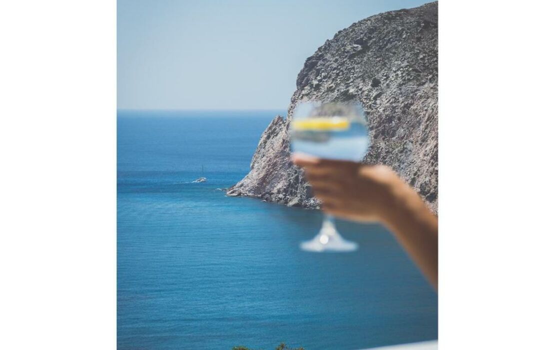 Psaravolada Hotel Milos