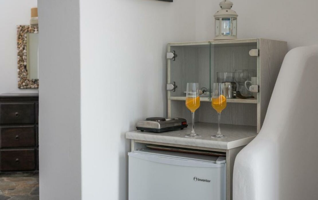 Psaravolada Hotel Milos
