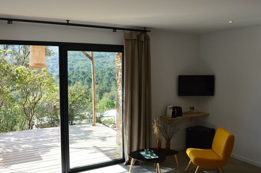 Les Petites Maisons