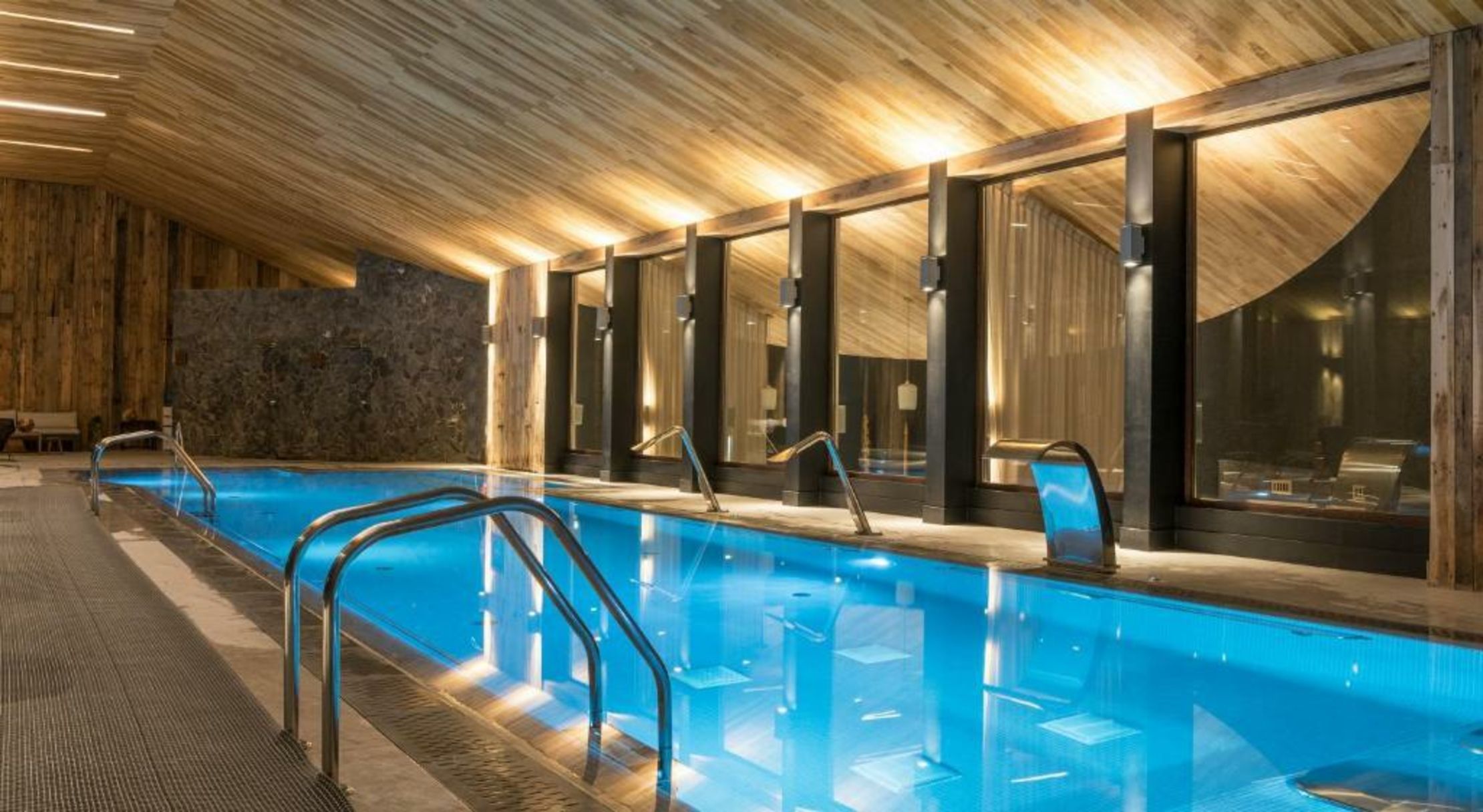 Río Serrano Hotel + Spa