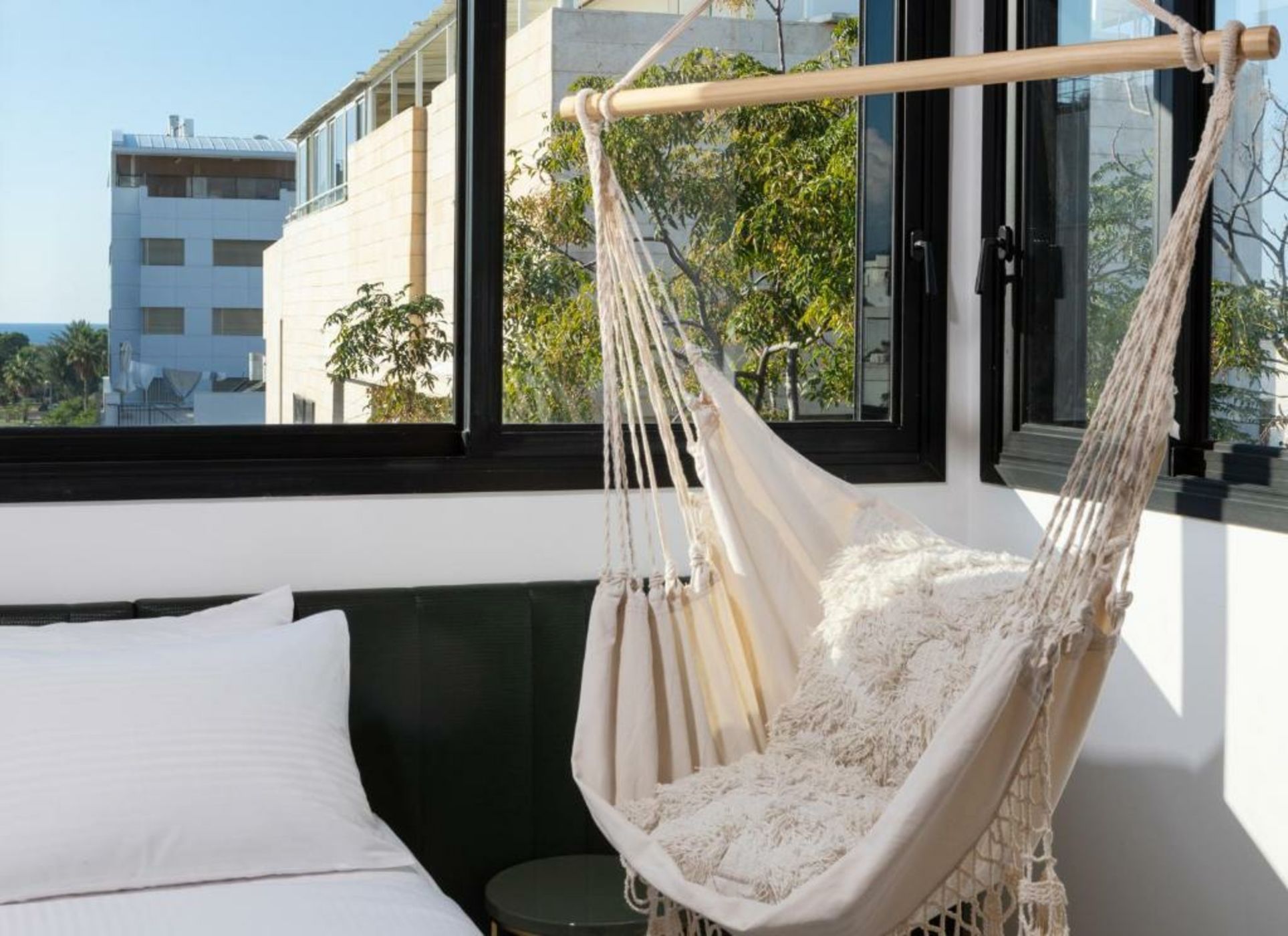 Mr. Ben Yehuda - By TLV2GO