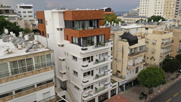 Mr. Ben Yehuda - By TLV2GO